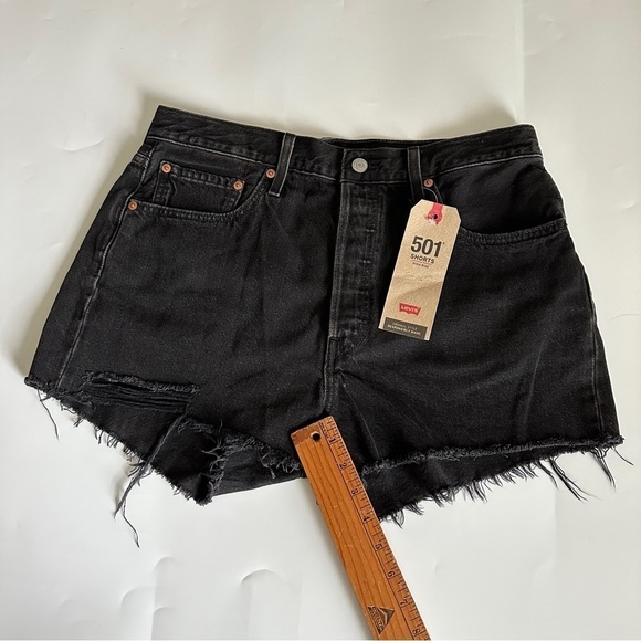 Levi's® Women's 501™ Original High-Rise Jean Shorts - Picture 8 of 12